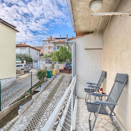Apartman Andi Apartment Пула Екстериор снимка