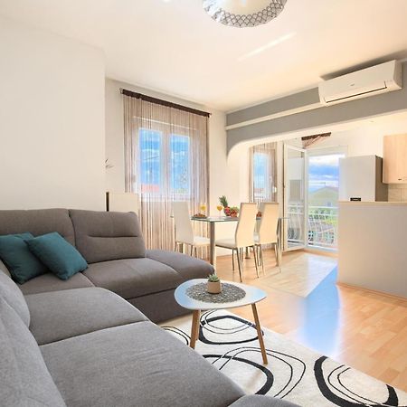 Apartman Andi Apartment Пула Екстериор снимка