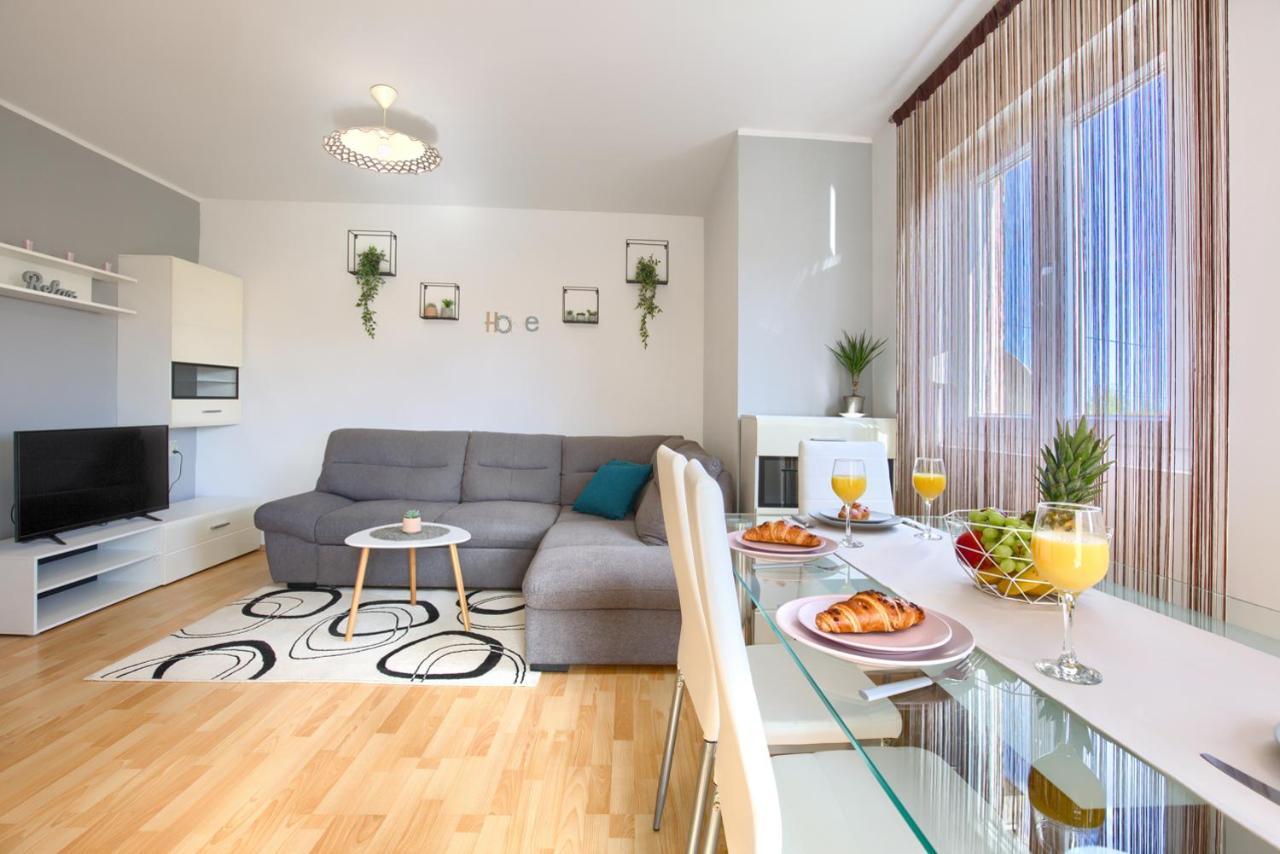 Apartman Andi Apartment Пула Екстериор снимка